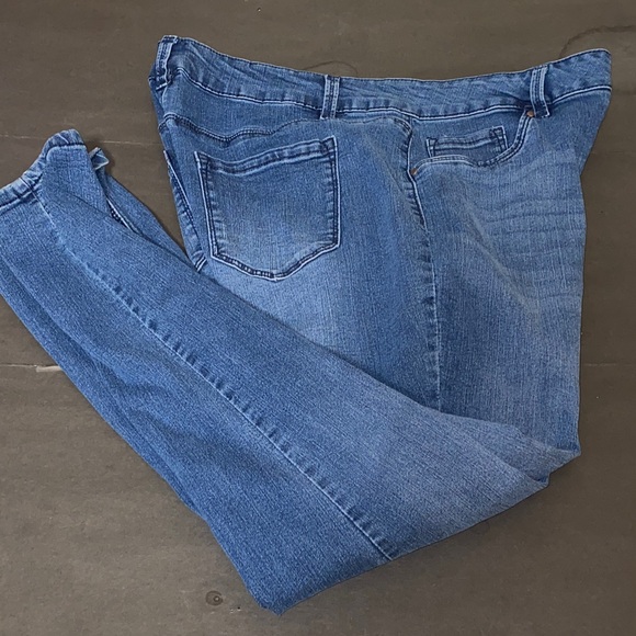 d. jeans Women's Size 16 Classic Blue Denim Jeggings - Picture 3 of 12